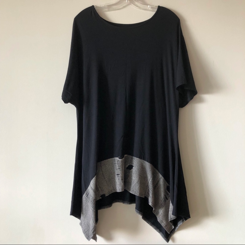 BLACK TUNIC